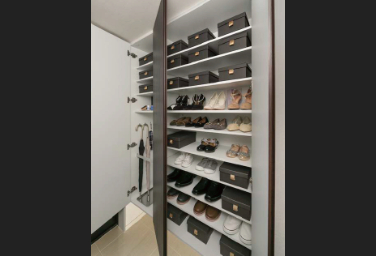 シティタワー葵のトール型下足入